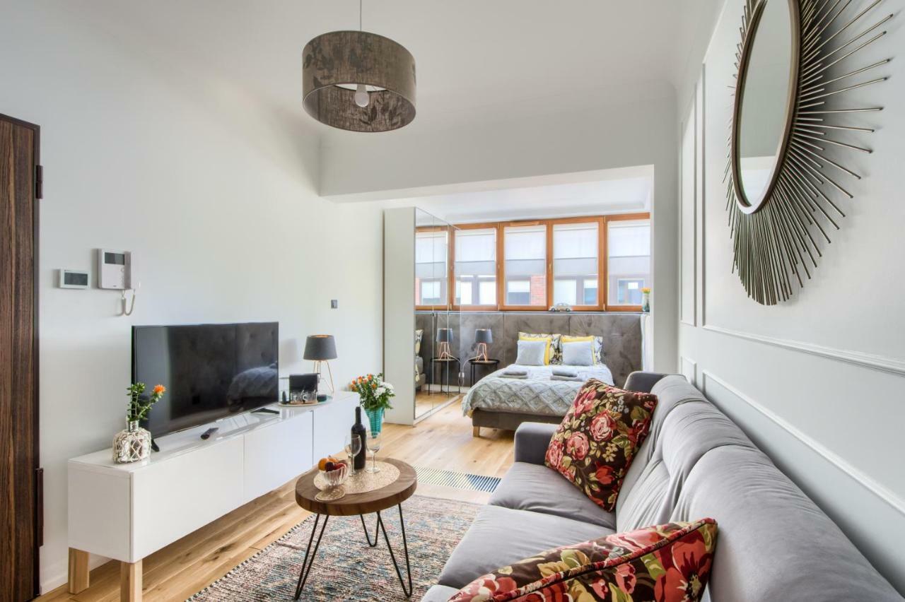 Centrum Pawia Deluxe Apartament *